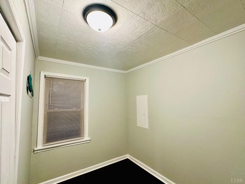 Tiny photo for 1711 TEXAS AVENUE Ave, Lynchburg, VA 24501 (MLS # 364088)