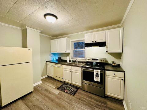 Tiny photo for 1711 TEXAS AVENUE Ave, Lynchburg, VA 24501 (MLS # 364088)