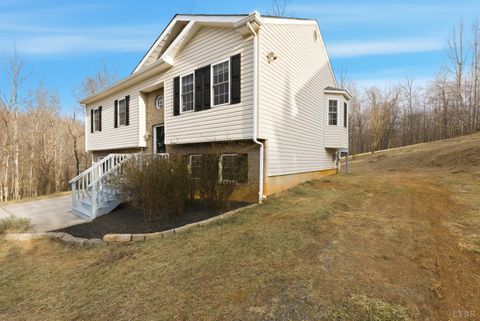 Tiny photo for 119 oakview Drive, Monroe, VA 24574 (MLS # 364156)