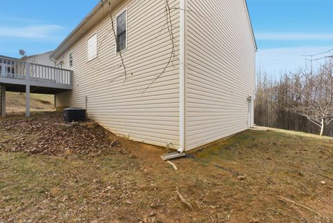 Tiny photo for 119 oakview Drive, Monroe, VA 24574 (MLS # 364156)