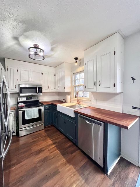 Tiny photo for 2229 Cedar Gate Rd Rd, Madison Heights, VA 24572 (MLS # 363688)