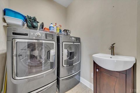 Tiny photo for 25 Cabel Court, Roanoke, VA 24019 (MLS # 365999)