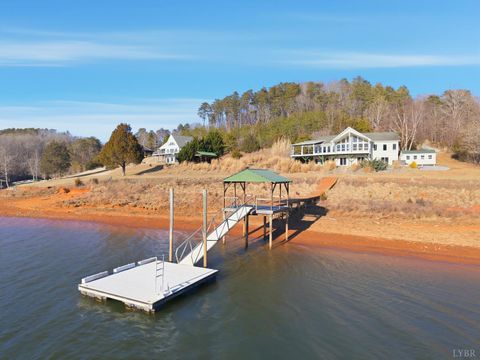 Tiny photo for 209 Leesville Lake Court, Pittsville, VA 24139 (MLS # 364153)