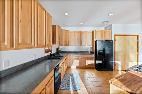 Tiny photo for 209 Leesville Lake Court, Pittsville, VA 24139 (MLS # 364153)