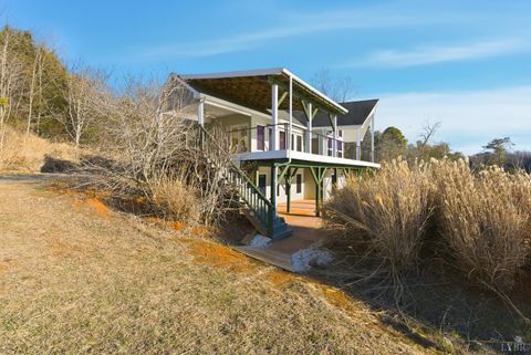 Tiny photo for 209 Leesville Lake Court, Pittsville, VA 24139 (MLS # 364153)