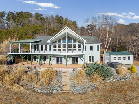 Photo of 209 Leesville Lake Court, Pittsville, VA 24139 (MLS # 364153)