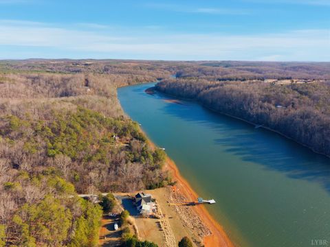 Tiny photo for 209 Leesville Lake Court, Pittsville, VA 24139 (MLS # 364153)