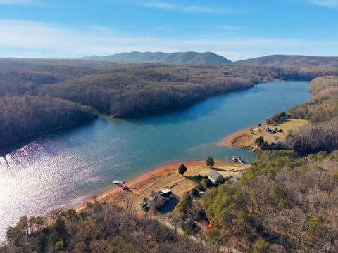 Tiny photo for 209 Leesville Lake Court, Pittsville, VA 24139 (MLS # 364153)