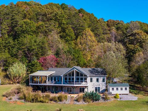 Tiny photo for 209 Leesville Lake Court, Pittsville, VA 24139 (MLS # 364153)