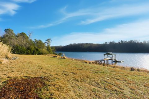 Tiny photo for 209 Leesville Lake Court, Pittsville, VA 24139 (MLS # 364153)