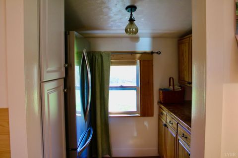 Tiny photo for 1501 Traylor Lane, Lynchburg, VA 24502 (MLS # 365151)