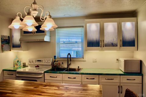 Tiny photo for 1501 Traylor Lane, Lynchburg, VA 24502 (MLS # 365151)