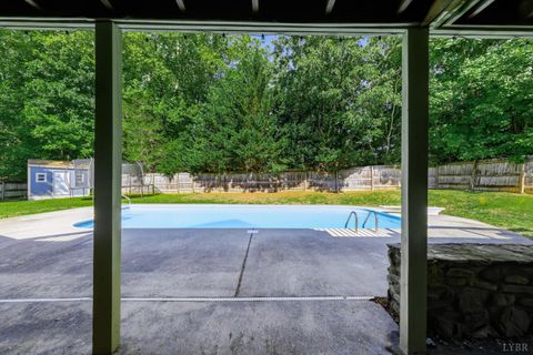 Tiny photo for 201 Cambridge drive DR, Lynchburg, VA 24502 (MLS # 365985)
