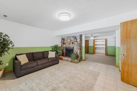 Tiny photo for 201 Cambridge drive DR, Lynchburg, VA 24502 (MLS # 365985)
