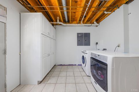 Tiny photo for 201 Cambridge drive DR, Lynchburg, VA 24502 (MLS # 365985)