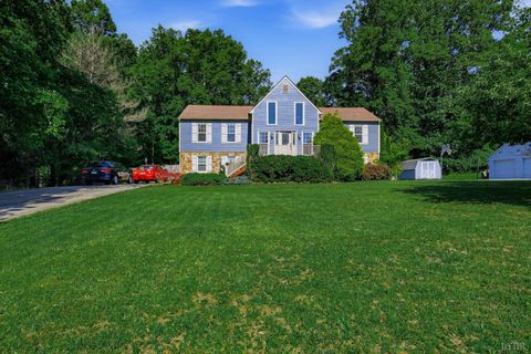 Tiny photo for 201 Cambridge drive DR, Lynchburg, VA 24502 (MLS # 365985)