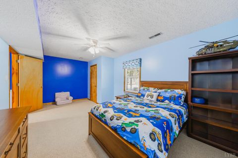 Tiny photo for 201 Cambridge drive DR, Lynchburg, VA 24502 (MLS # 365985)