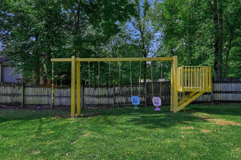 Tiny photo for 201 Cambridge drive DR, Lynchburg, VA 24502 (MLS # 365985)