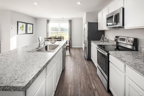 Tiny photo for 174 Grove Hill Terrace, Lynchburg, VA 24501 (MLS # 365670)