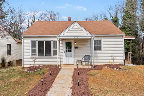 Photo of 3220 Maryland Avenue, Lynchburg, VA 24501 (MLS # 364756)