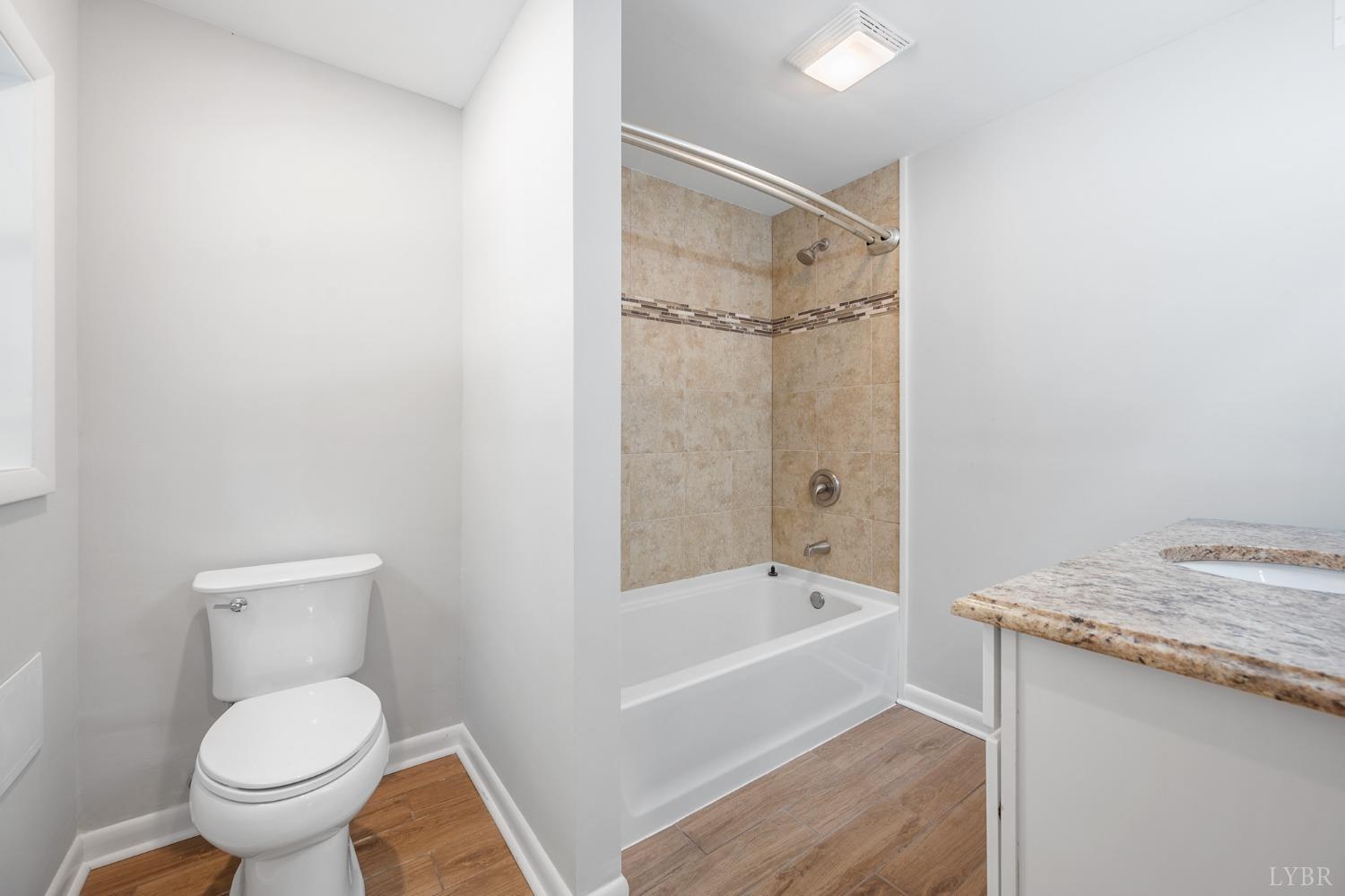 1504 Lockewood Drive, Lynchburg, Virginia image 20