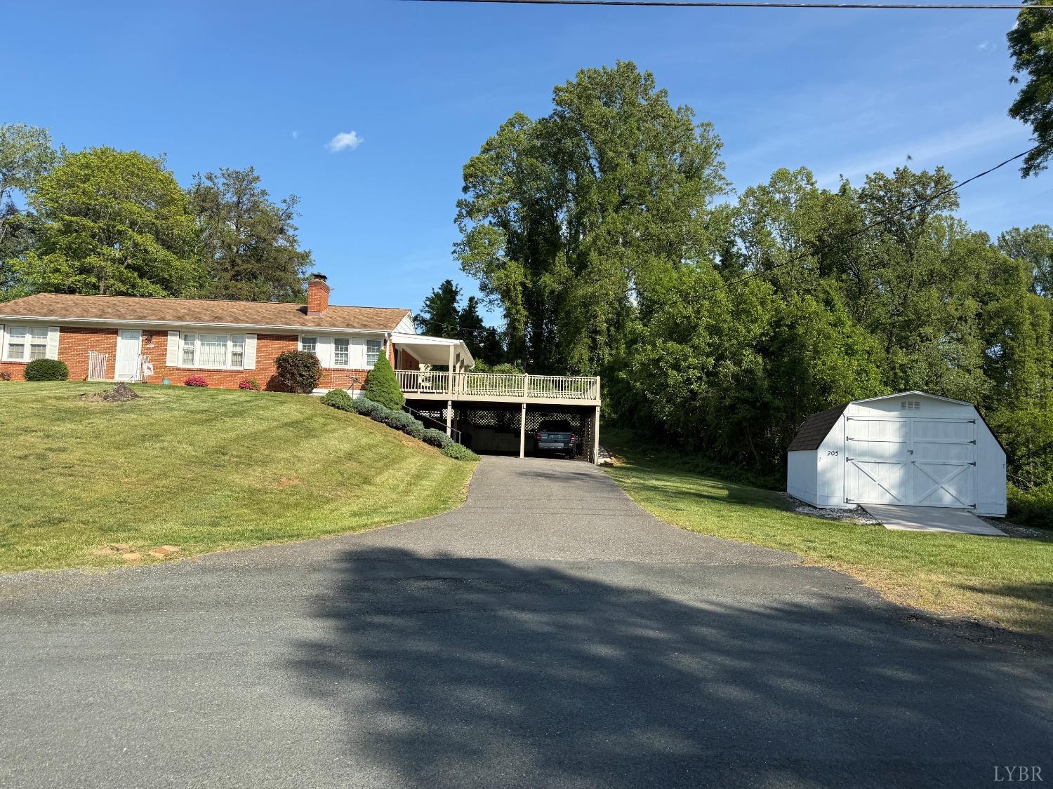 205 Great Oaks Drive, Madison Heights, Virginia image 1
