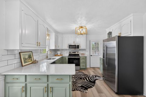 Tiny photo for 42 Knoll Woods Drive, Rustburg, VA 24588 (MLS # 365488)