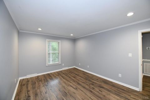 Tiny photo for 2130 Burnt Bridge Rd, Rd, Lynchburg, VA 24503 (MLS # 363826)