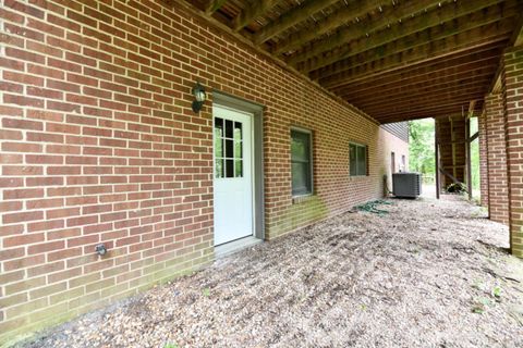 Tiny photo for 2130 Burnt Bridge Rd, Rd, Lynchburg, VA 24503 (MLS # 363826)