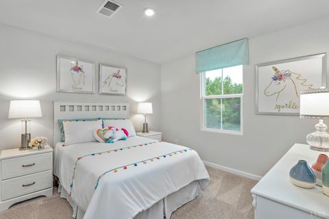 Tiny photo for 52 Crossing Court, Bedford, VA 24523 (MLS # 362412)