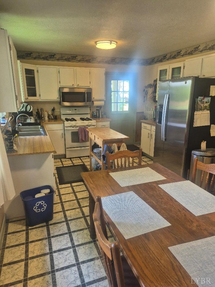 566 Holman Mill Rd Rd, Cumberland, Virginia image 6