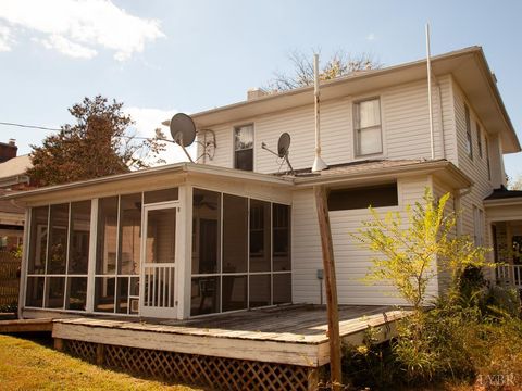 Tiny photo for 4402 Hilltop Dr, Lynchburg, VA 24502 (MLS # 362256)