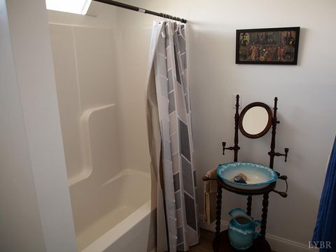 Tiny photo for 4402 Hilltop Dr, Lynchburg, VA 24502 (MLS # 362256)