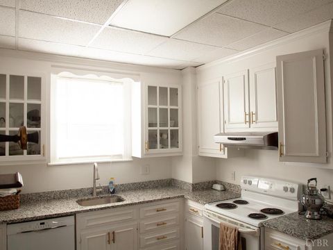 Tiny photo for 4402 Hilltop Dr, Lynchburg, VA 24502 (MLS # 362256)
