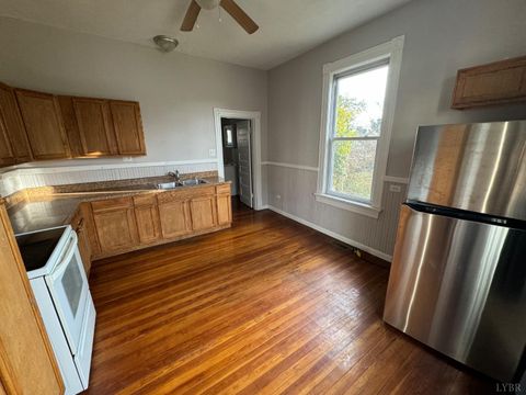 Tiny photo for 1107 Early Street, Lynchburg, VA 24503 (MLS # 365013)
