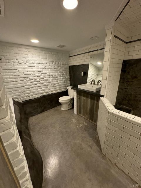 Tiny photo for 1107 Early Street, Lynchburg, VA 24503 (MLS # 365013)