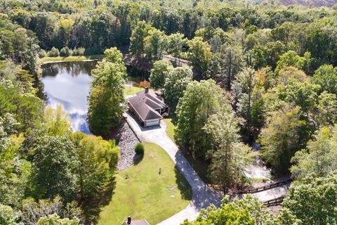 Tiny photo for 224 Walnut Road, Danville, VA 24541 (MLS # 365159)