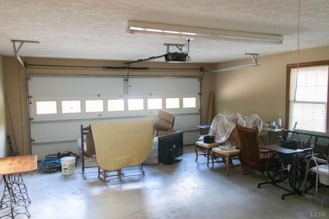 Tiny photo for 224 Walnut Road, Danville, VA 24541 (MLS # 365159)