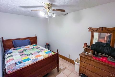 Tiny photo for 224 Walnut Road, Danville, VA 24541 (MLS # 365159)