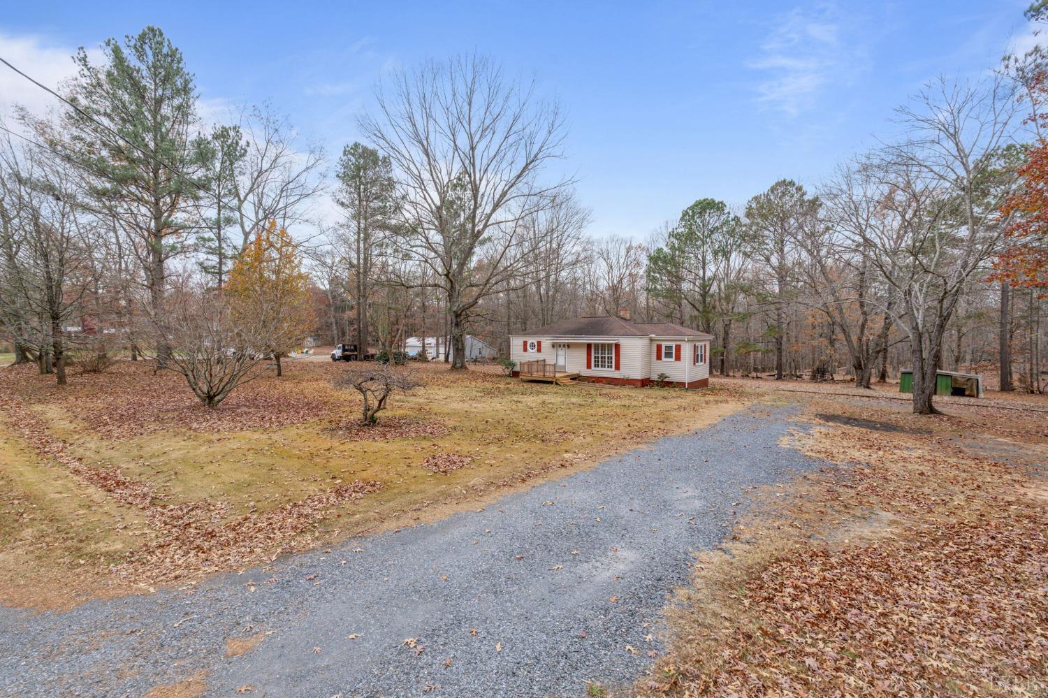 371 Fanny White Road, Dillwyn, Virginia image 41