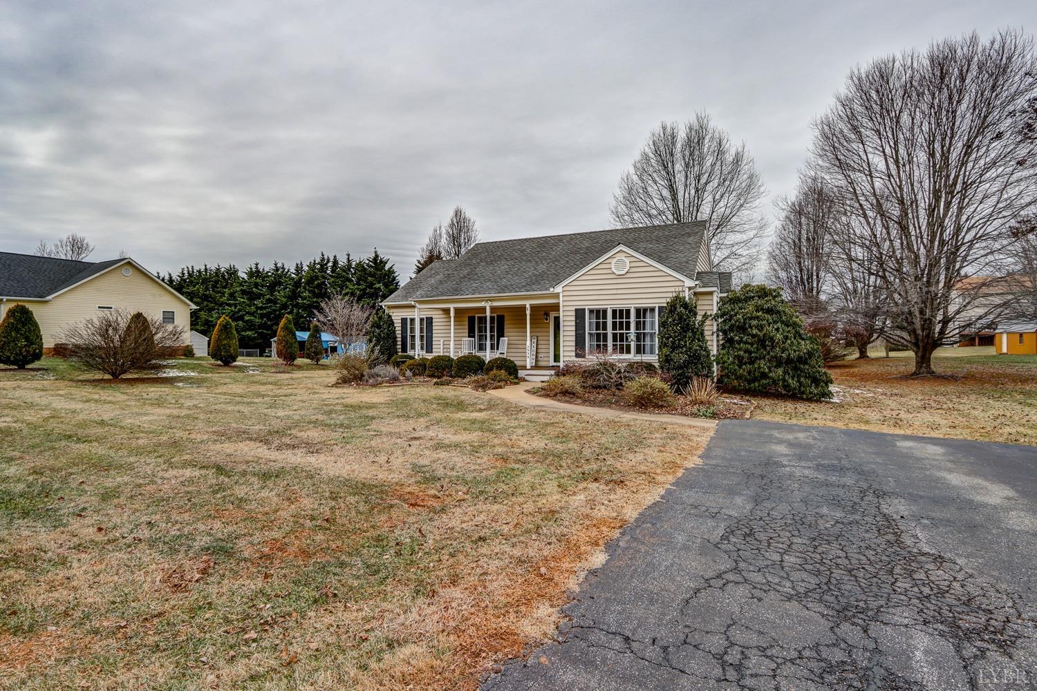 2939 Thomas Jefferson Road, Forest, Virginia image 7