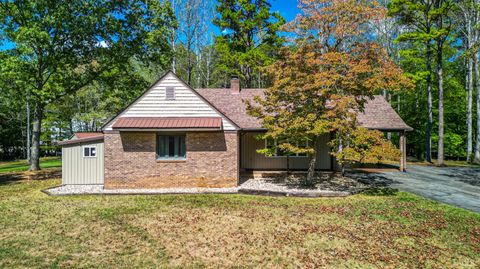 Photo of 207 Merrywood Drive Dr, Forest, VA 24551 (MLS # 365165)