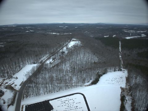 Tiny photo for 6 Lime Plant Road, Appomattox, VA 24522 (MLS # 364654)