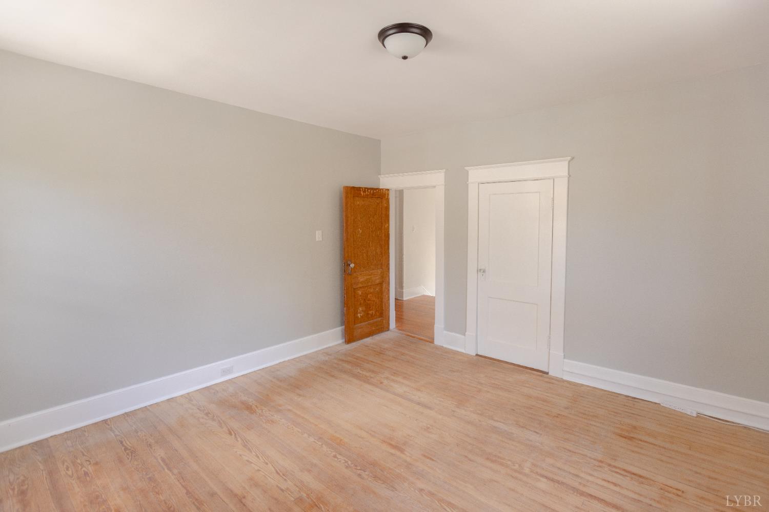 Lynchburg, Virginia 24503, United States, 4 Bedrooms Bedrooms, ,2 BathroomsBathrooms,Residential,Active,189524