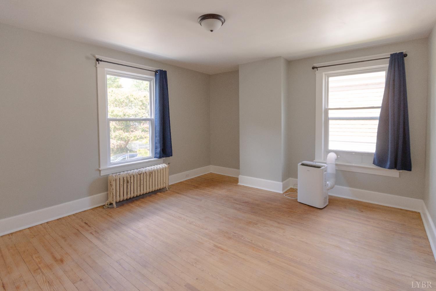 Lynchburg, Virginia 24503, United States, 4 Bedrooms Bedrooms, ,2 BathroomsBathrooms,Residential,Active,189524