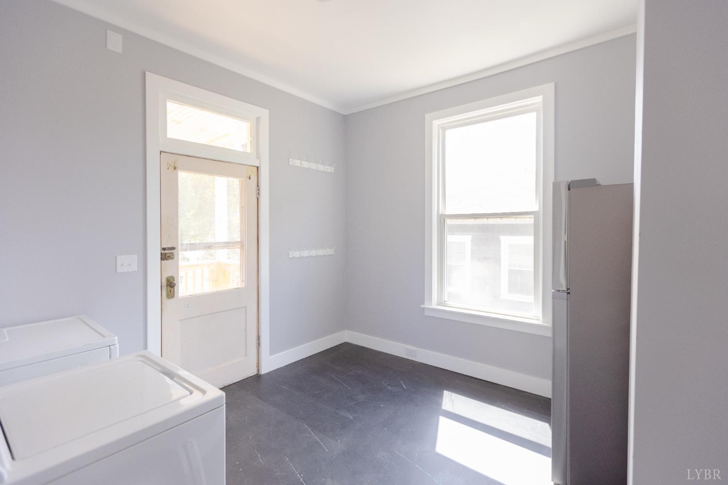 Lynchburg, Virginia 24503, United States, 4 Bedrooms Bedrooms, ,2 BathroomsBathrooms,Residential,Active,189524