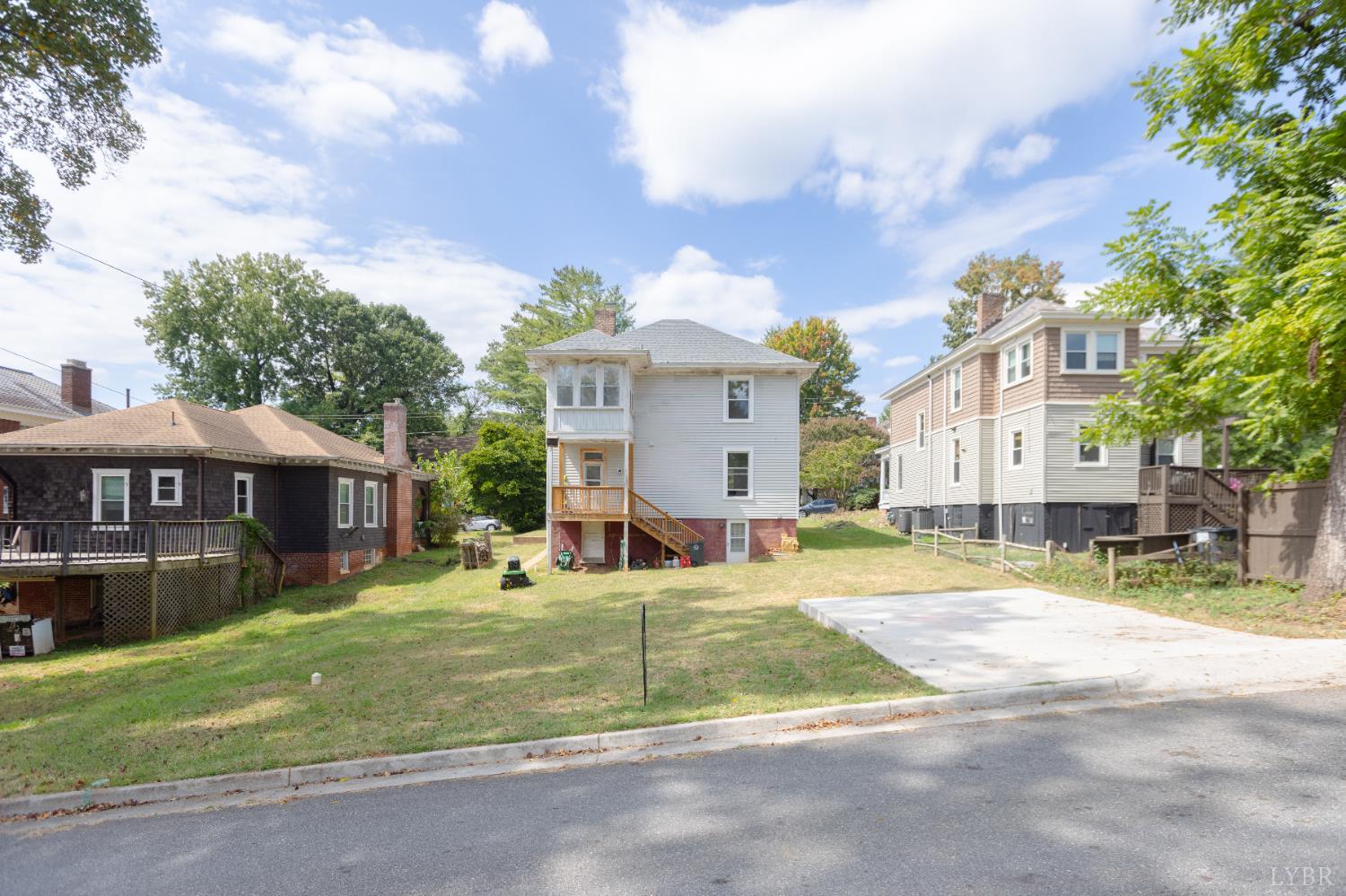 Lynchburg, Virginia 24503, United States, 4 Bedrooms Bedrooms, ,2 BathroomsBathrooms,Residential,Active,189524