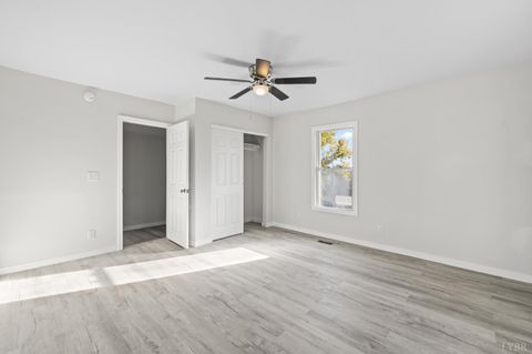 Tiny photo for 500 Amherst Street, Lynchburg, VA 24504 (MLS # 363974)