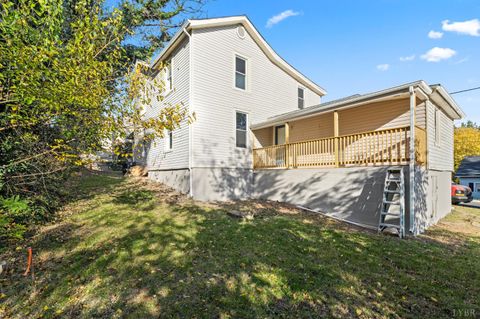 Tiny photo for 500 Amherst Street, Lynchburg, VA 24504 (MLS # 363974)