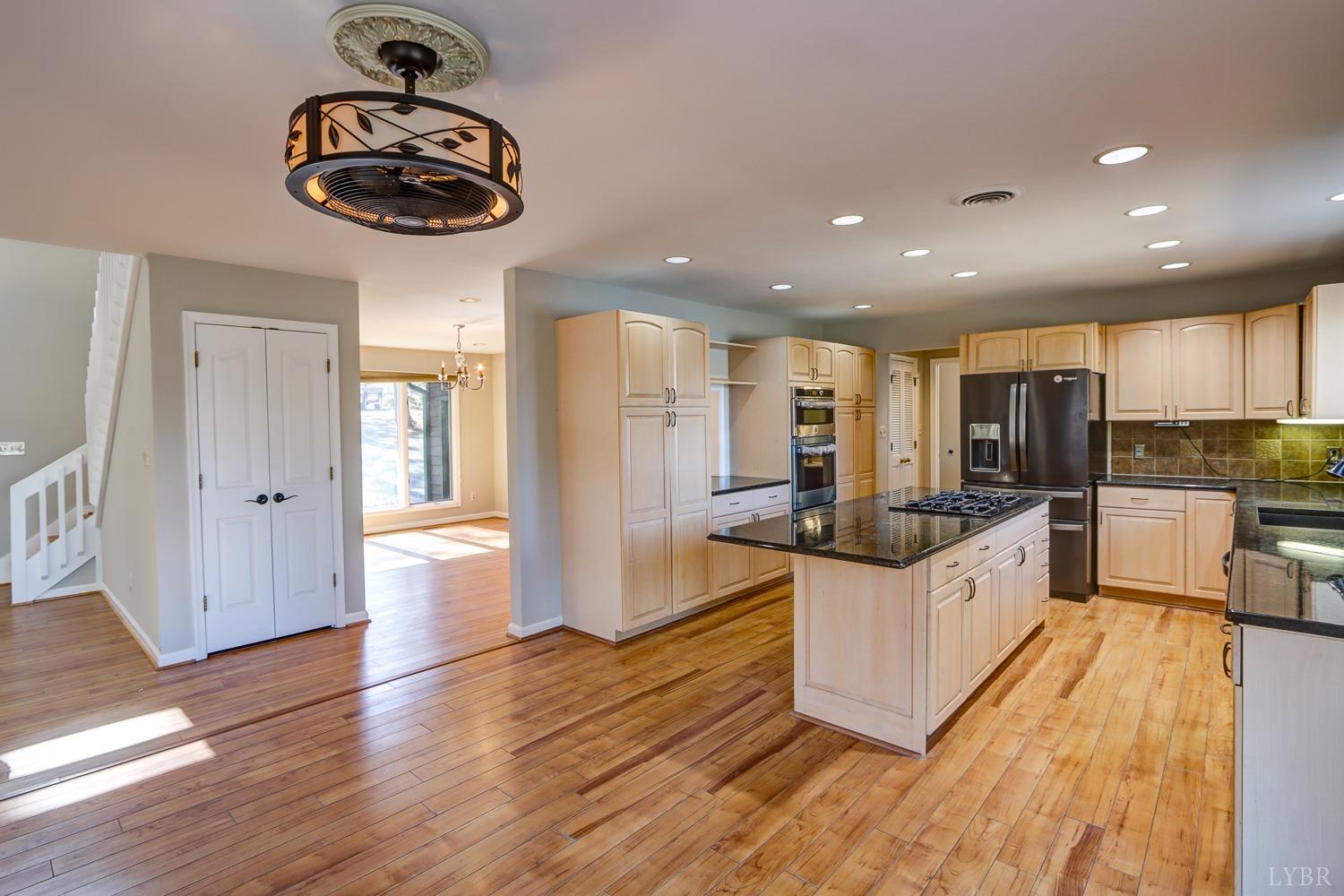 609 Lake Vista Drive, Forest, Virginia image 30